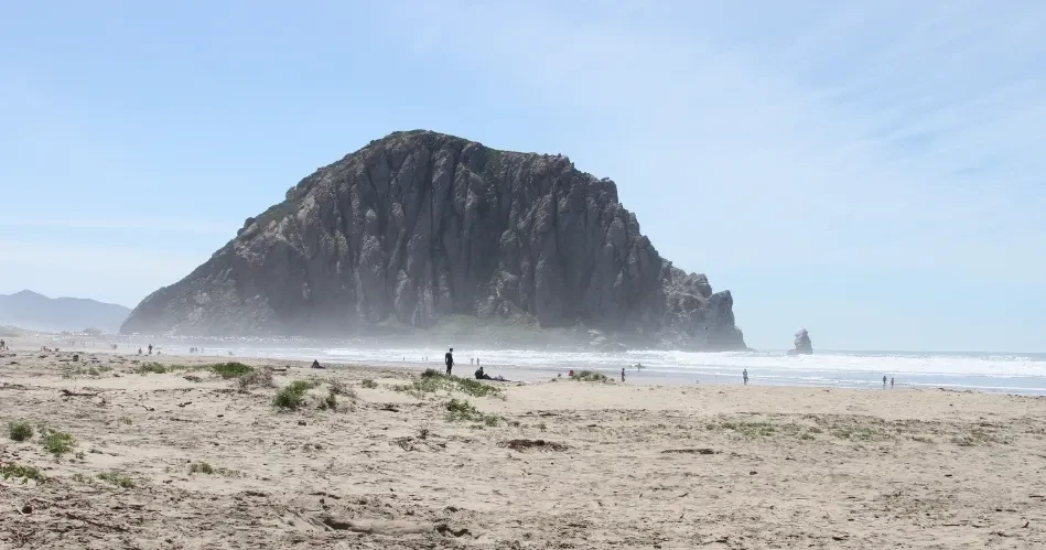 Discovering Morro Rock: History, Hiking Routes & Essential Visitor Guide